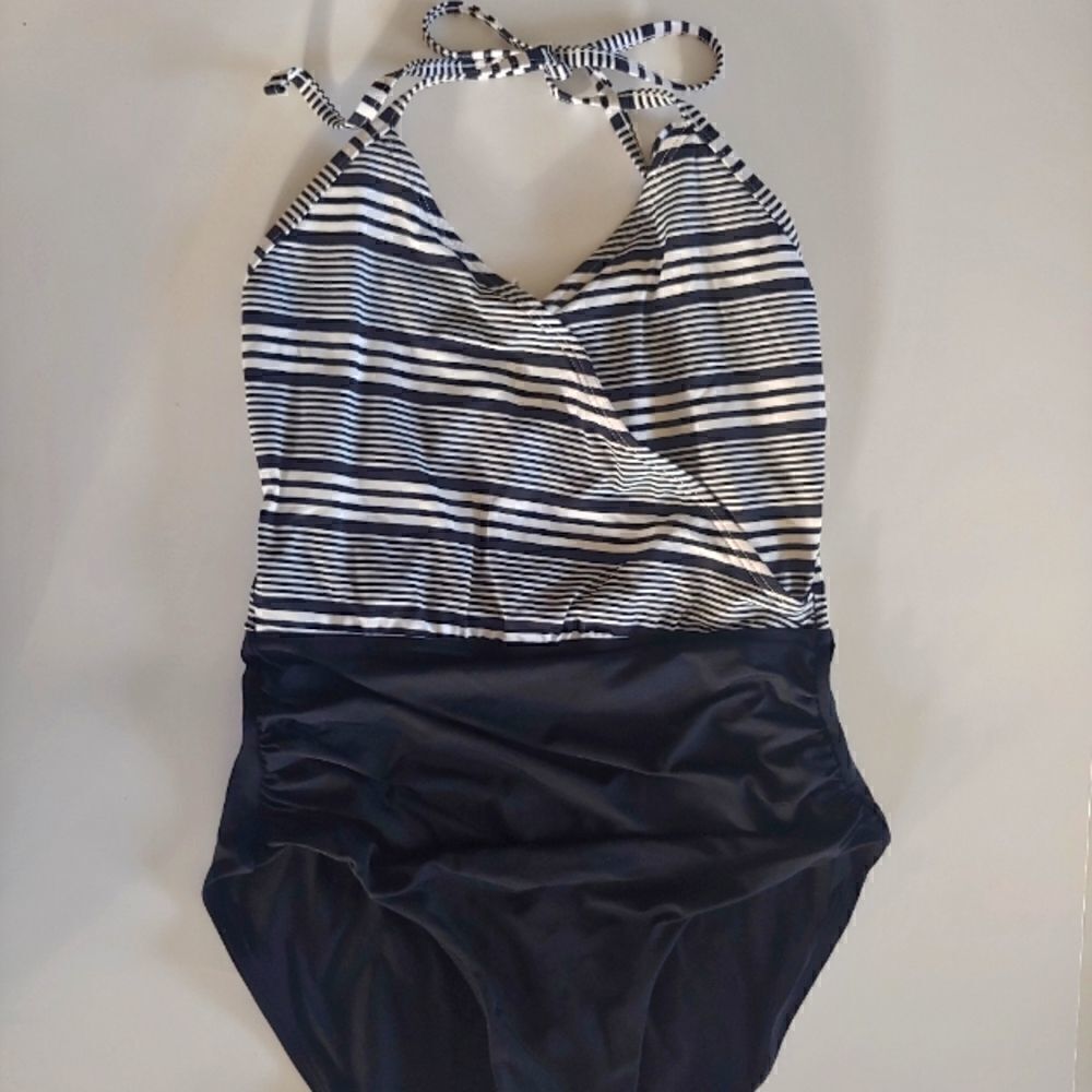 Sunn Lab Swim Women's One Piece Halter Wrap Swimsuit Black and White Size S